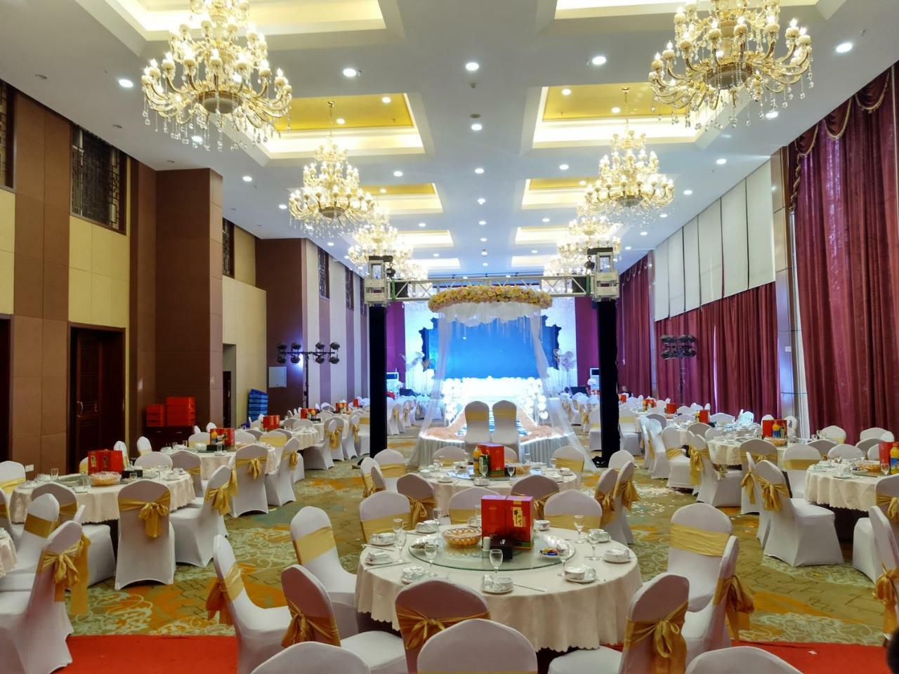 Beijing Gongmei Blue Peacock Business Hotel Eksteriør bilde